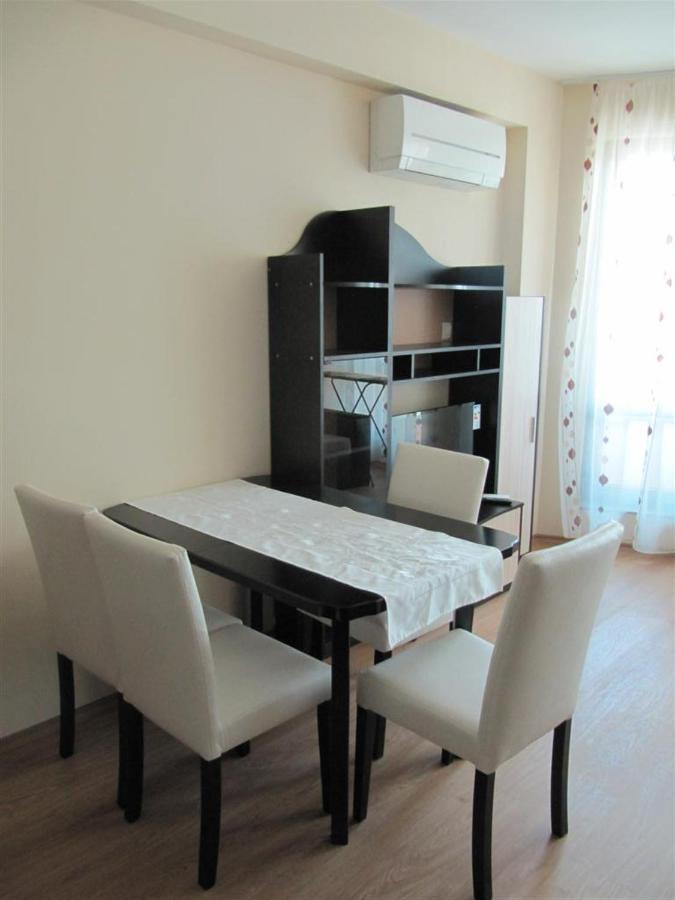 Rayski Zalez Pomorie Exterior photo